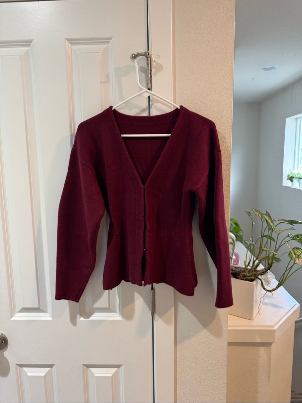 Commense Women's V-Neck Button Cardigan Sweater - Burgundy